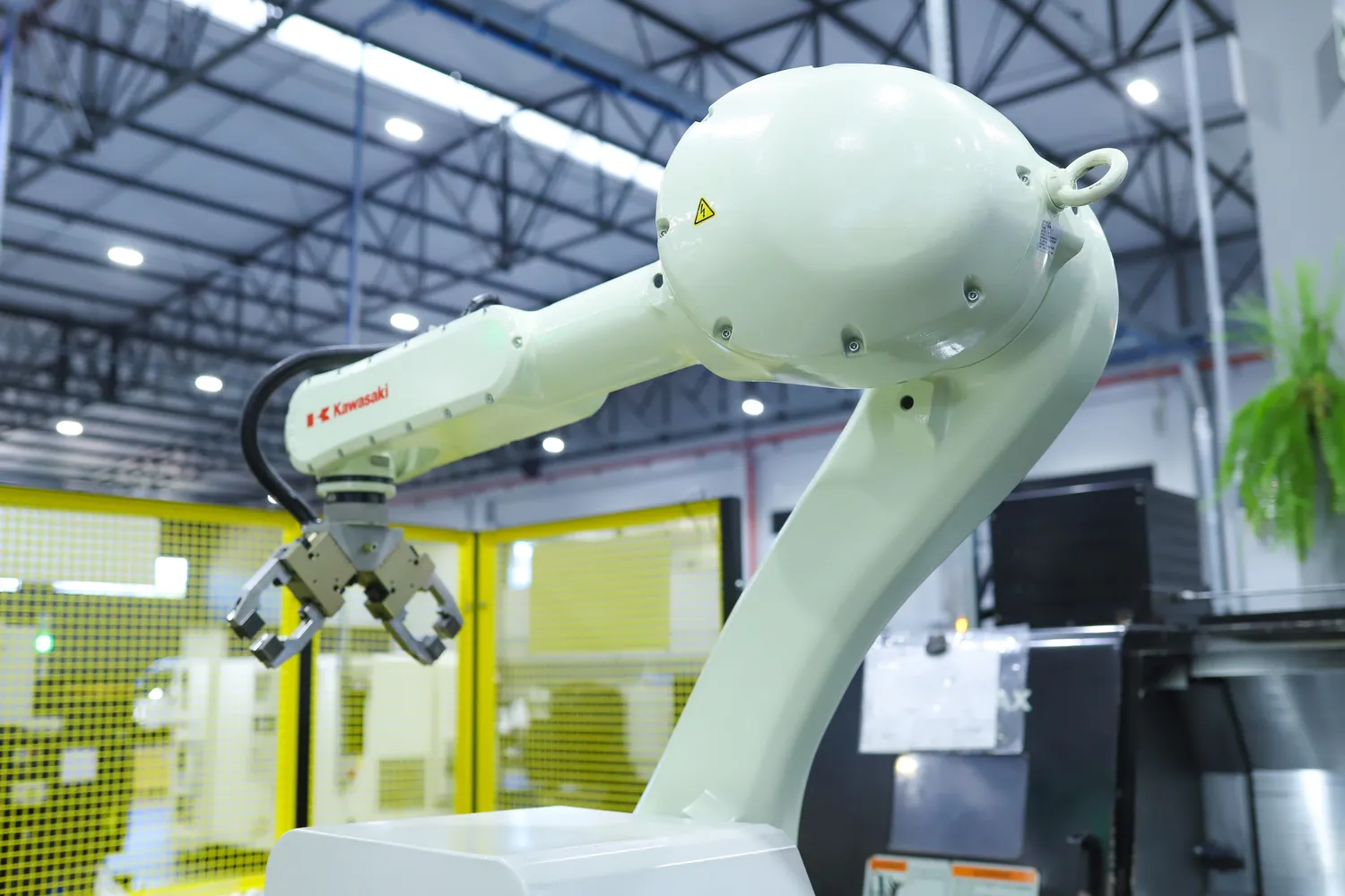 Robô de automação de carga e descarga
