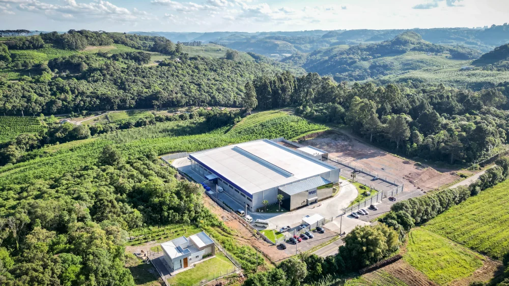 7.000 m² e a Pro-Line